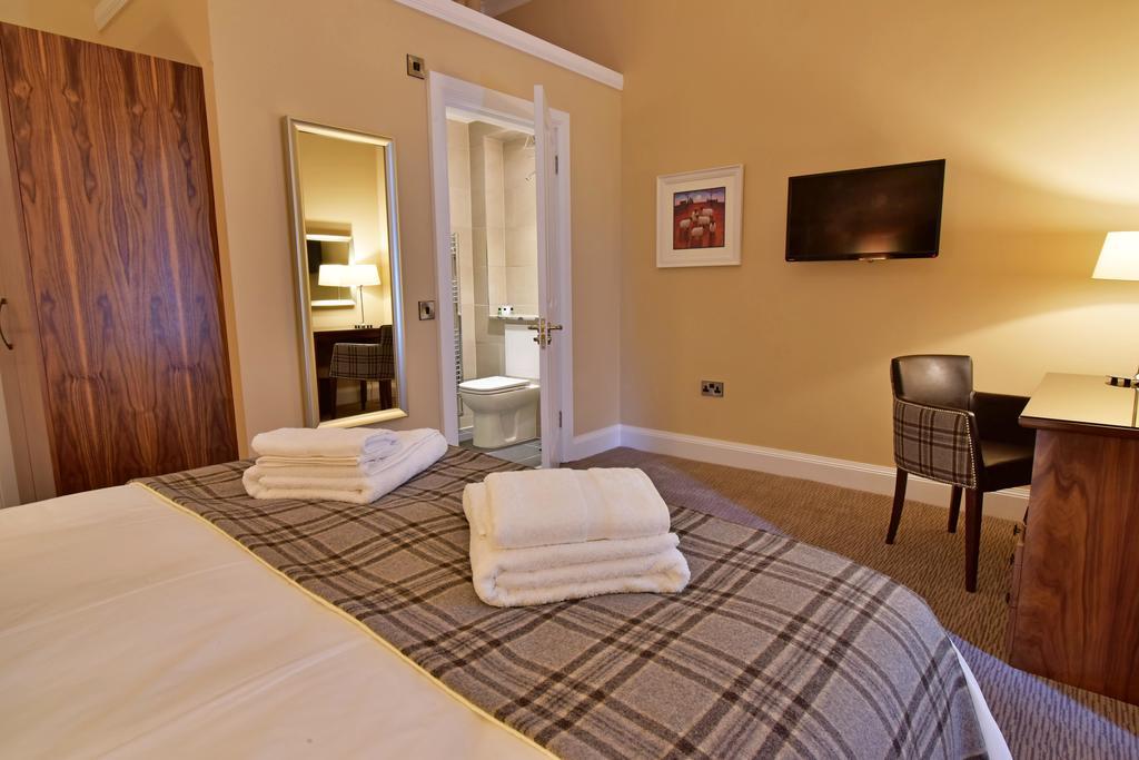 The Townhouse Aberfeldy - Rooms & Breakfast エクステリア 写真