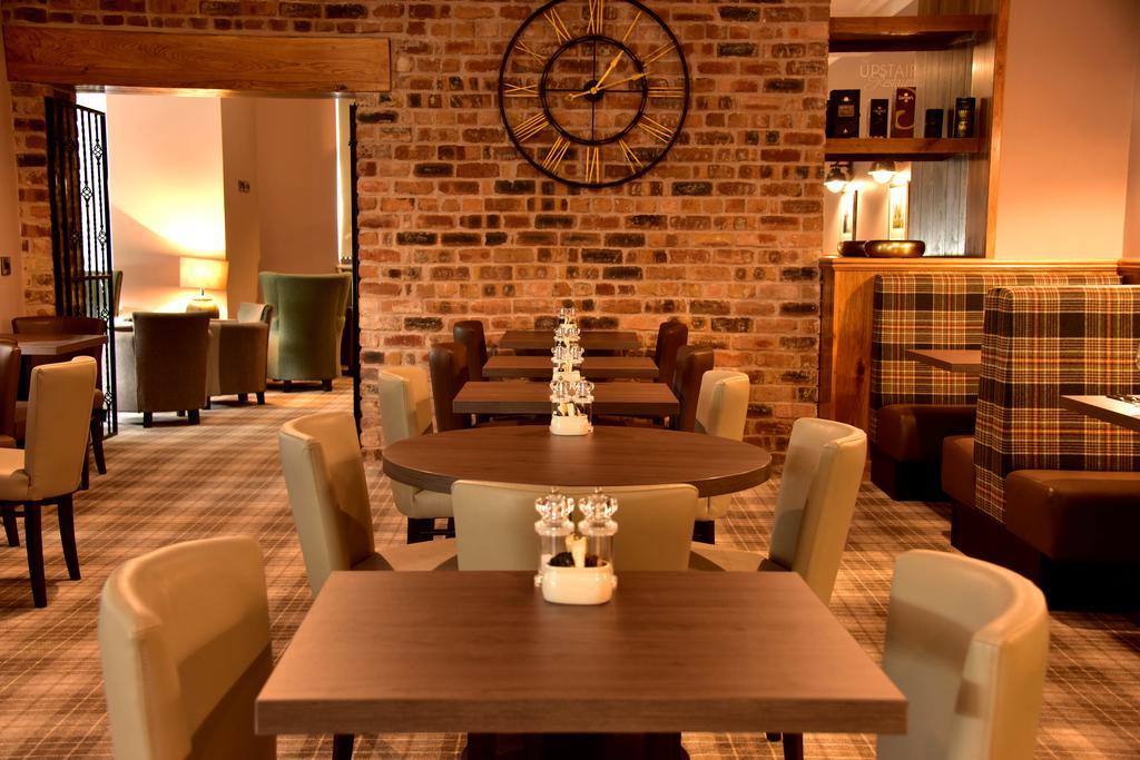 The Townhouse Aberfeldy - Rooms & Breakfast エクステリア 写真